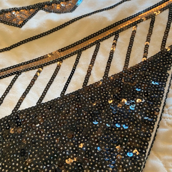 COPY - sequined  geometric mini skirt - Picture 3 of 5